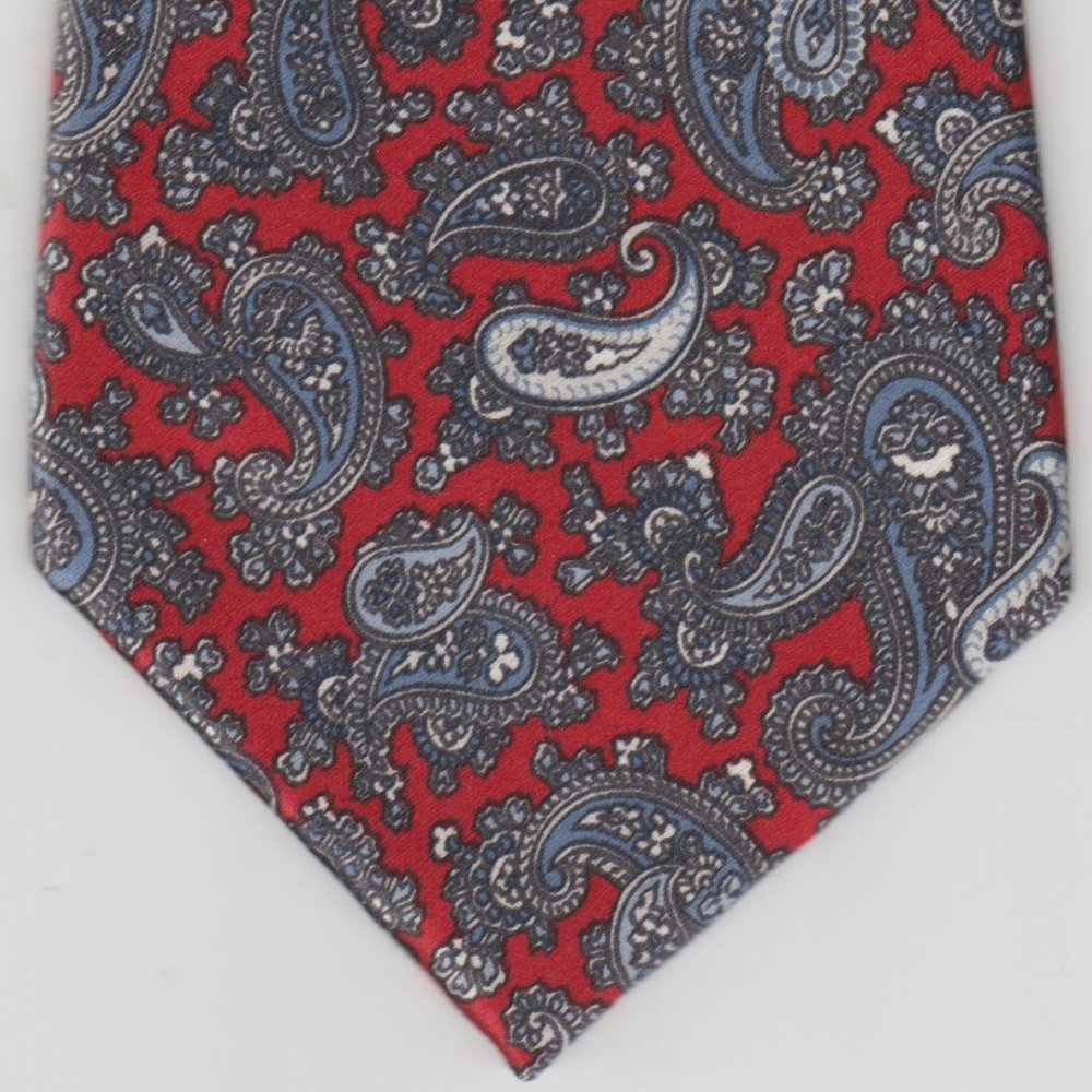 OSCAR DE LA RENTA - 100% SILK NECKTIE - RED WHITE & BLUE PAISLEY